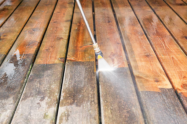 Deck Cleaning Services in Strafford, MO